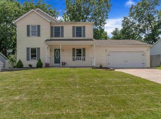 2002 Cross Creek Dr, South Bend, IN 46628