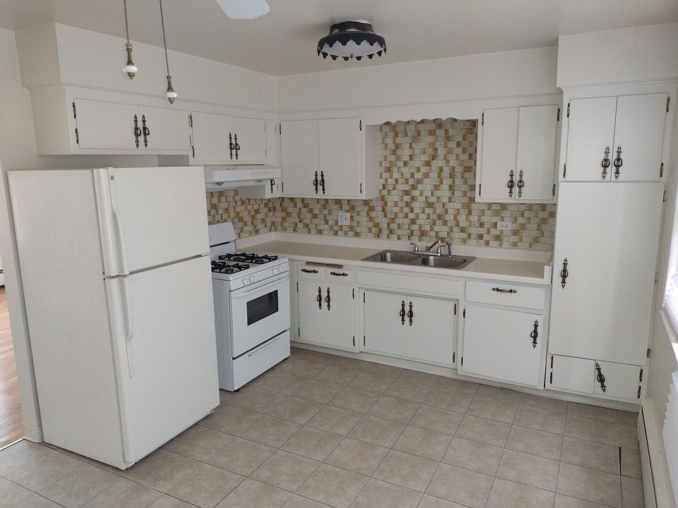 2318 17th Ave Riverside, IL Zillow