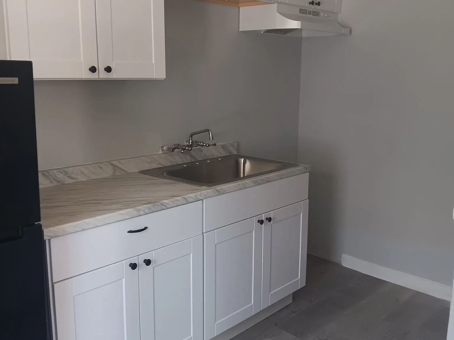 1 bed, 450 sqft, $950 — Photo 2