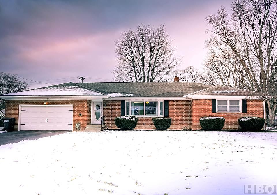 1st image of 1016 Breezewood Ct