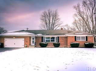 1016 Breezewood Ct, Findlay, OH 45840