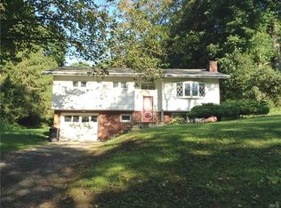 3665 Bussey Rd, Syracuse, NY 13215