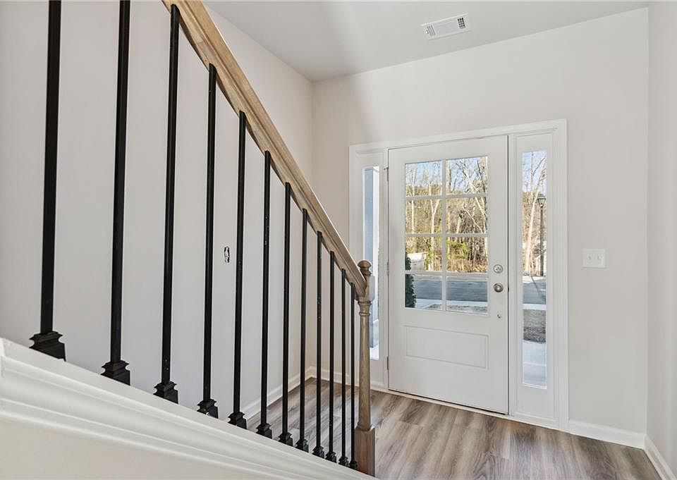 149 Hosch St Hoschton GA Zillow