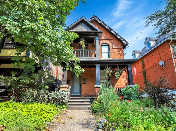 597 Maclaren St, Ottawa, ON K1R 5K8