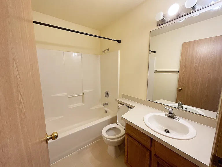 17726 12th Ave NE #104 — Photo 11