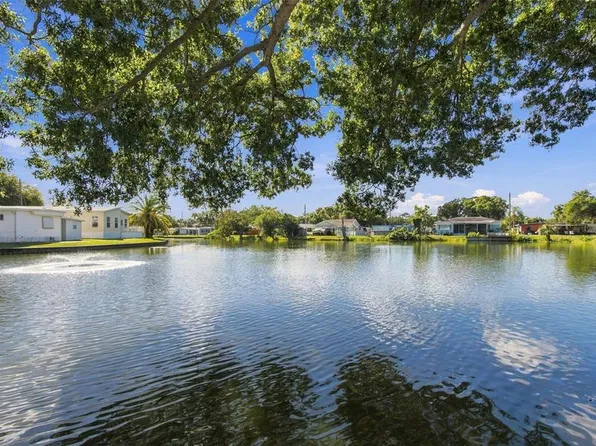 980 7TH STREET NW #1A, LARGO, FL 33770