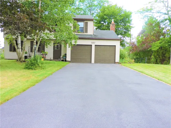 557 Pittsford Henrietta Tl Rd, Henrietta, NY 14467