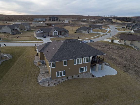 3rd image of 3414 Eldridge Dr