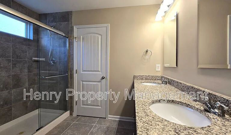 1005 Magnolia Leaf Ct — Photo 22