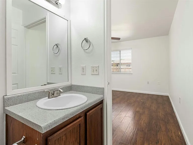 12524 Sky Harbor Dr — Photo 15