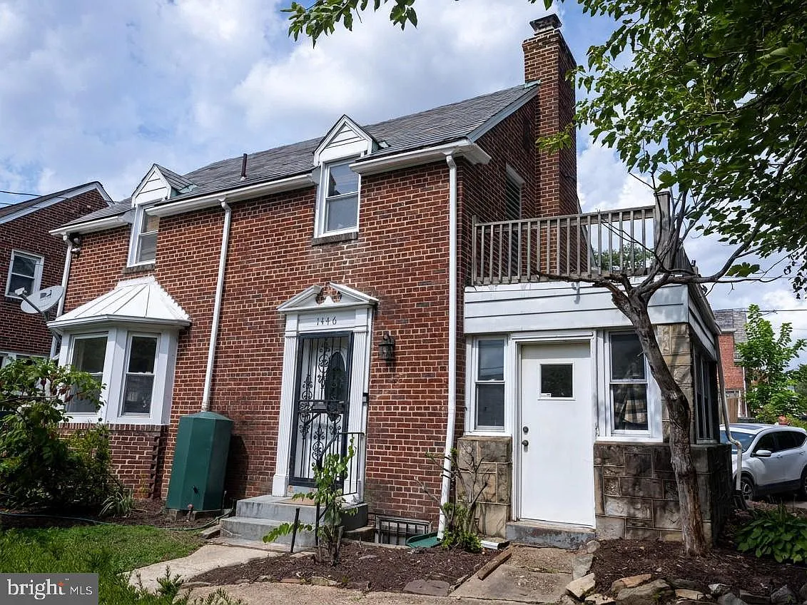 3 bed, 2.0 bath, 1848 sqft, $4,200 — Photo 1
