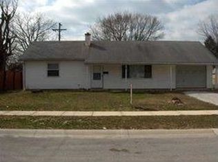 74 Crestview Dr, Greenwood, IN 46143