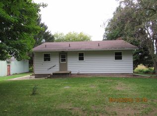 10842 Cobb Rd, Delton, MI 49046