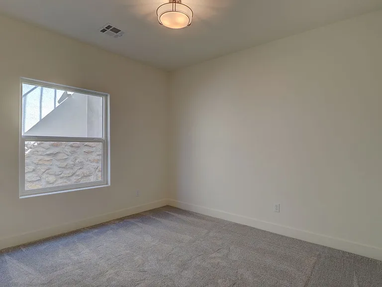 4021 Boardwalk Rd — Photo 18