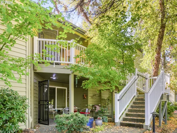 5061 Foothills Dr #87, Lake Oswego, OR 97034