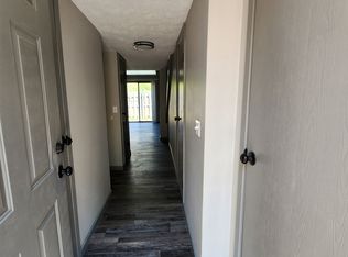 10936 Spaulding Plz, Omaha, NE 68164