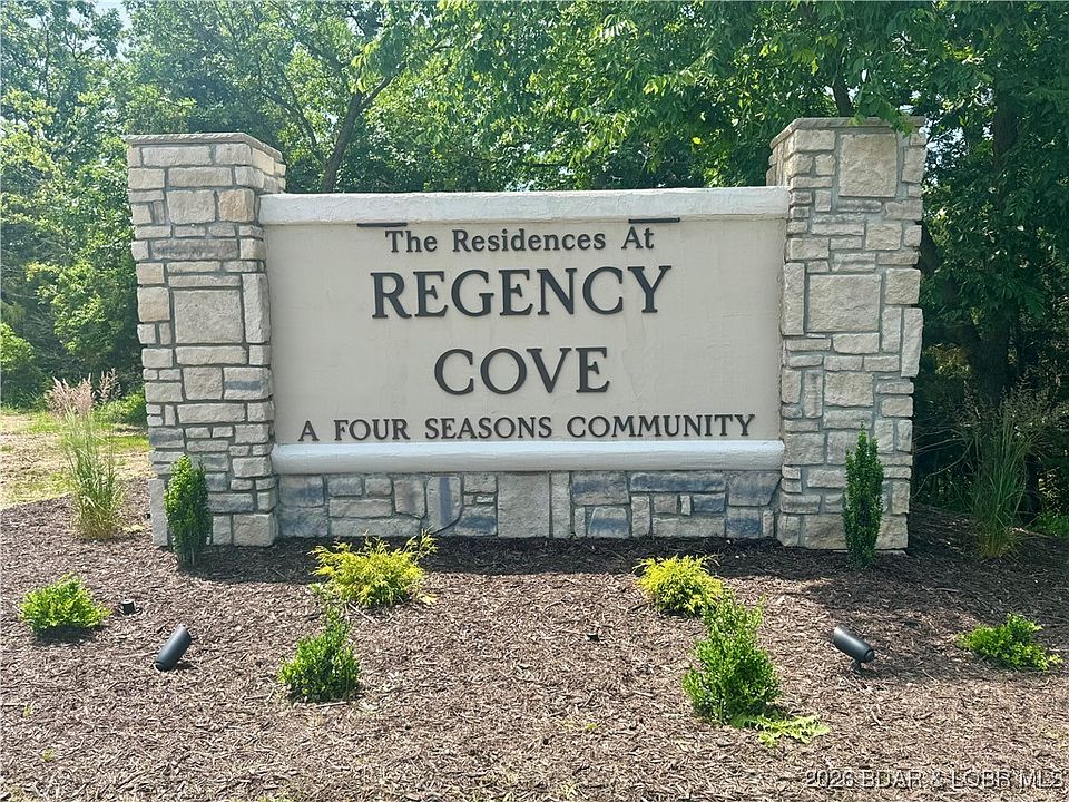 1st image of Royal Ct