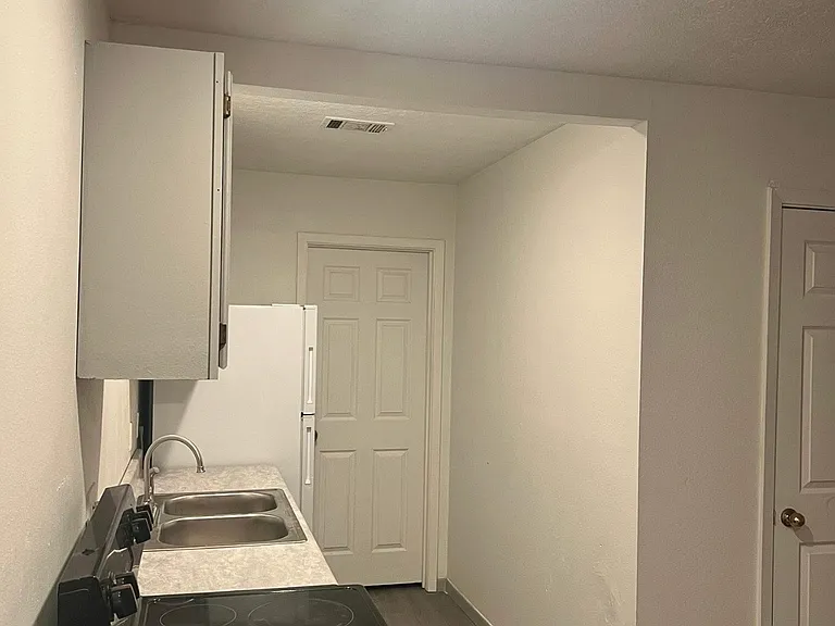 3911 FM 350 N — Photo 7