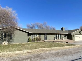 300 S Walnut St, South Hutchinson, KS 67505