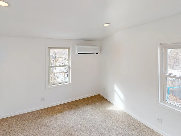 22 Clifton St #1 — Photo 10