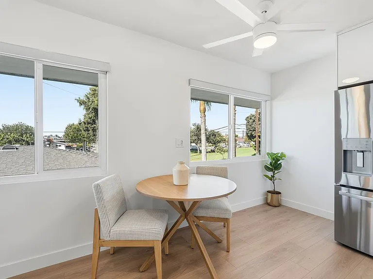 1620 E Maple, LLC — Photo 44
