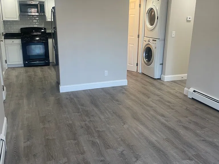 Pondsview Apartments — Photo 137