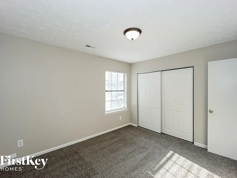 3383 Dale Ct — Photo 12