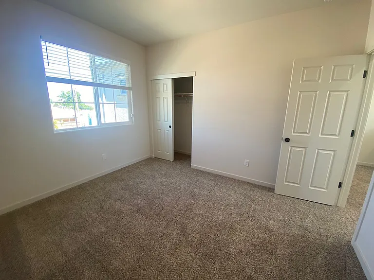6824 Mangosteen Ln — Photo 13