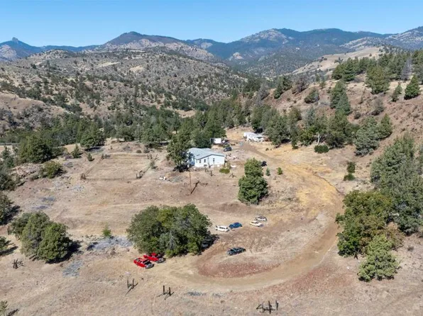 17626 Camp Creek Rd, Hornbrook, CA 96044
