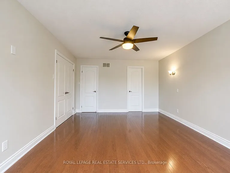 2473 Tesla Cres — Photo 25
