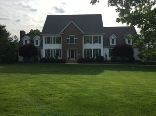 2597 Hidden Spring Ln, Wadsworth, OH 44281