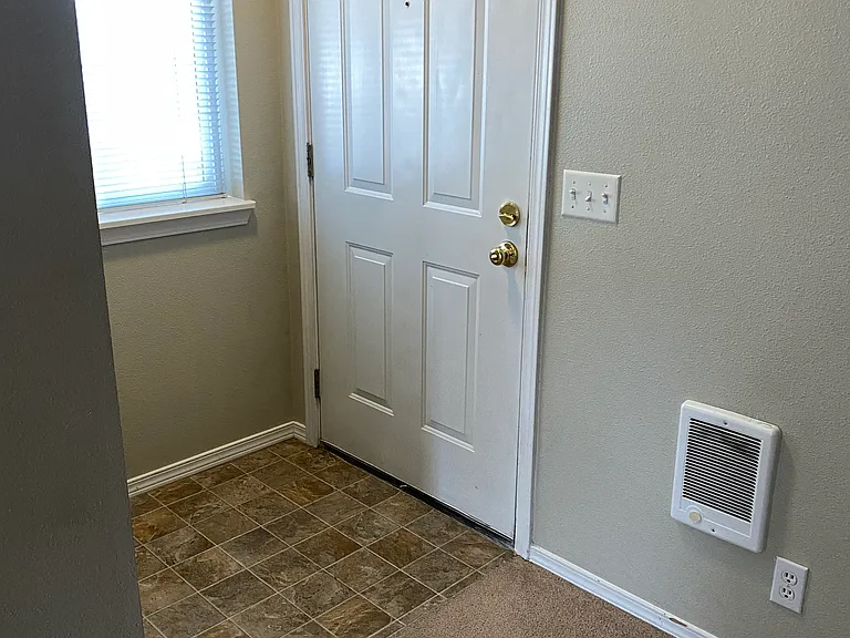 2125 NW Deschutes Pl #A — Photo 13