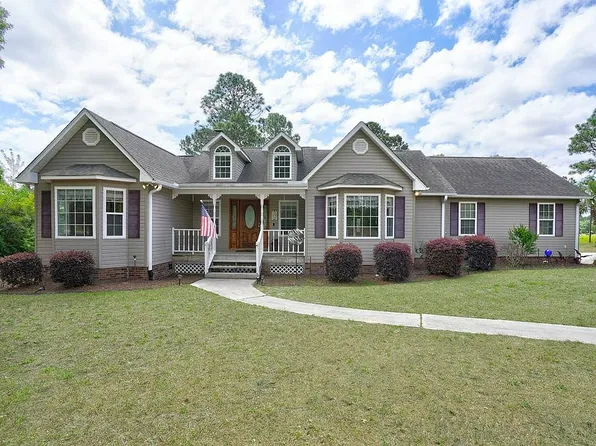 284 N Shore Dr, Southport, NC 28461