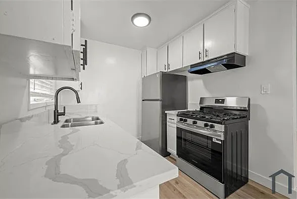 3878 Potomac Ave #5 — Photo 7