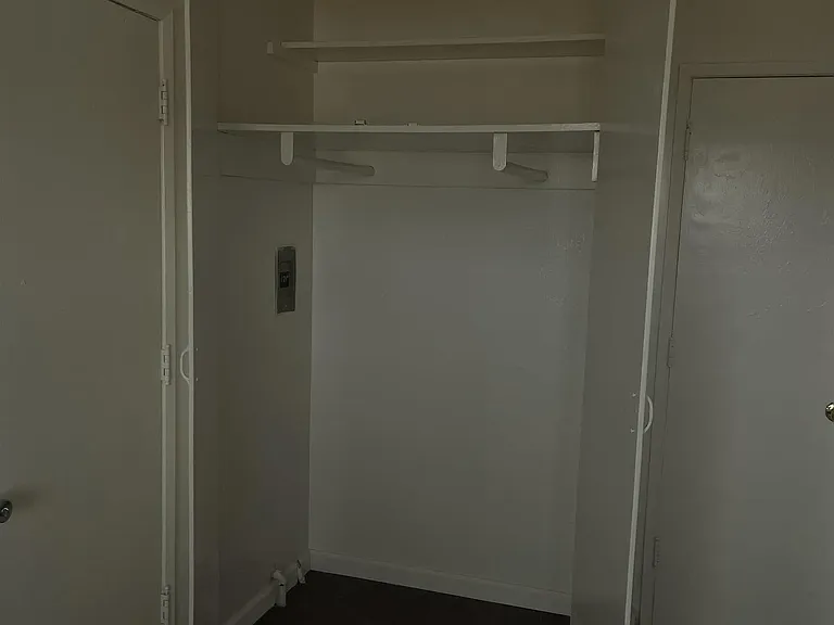 913 Highland Ave — Photo 10