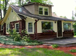 10530 Covey Rd, Honor, MI 49640