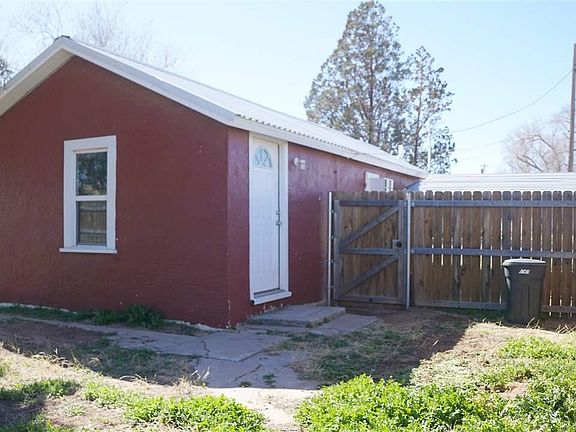 5th image of 500 S Avenue G