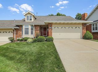 826 Brae Ct, Chesterfield, MO 63017
