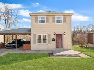900 Jefferson Dr, Clairton, PA 15025