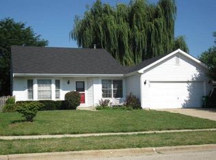 303 S Driftwood Trl, McHenry, IL