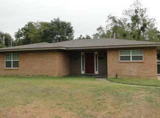 1216 Burt St, Bryan, TX 77803