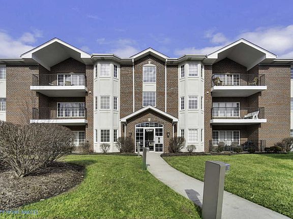 2nd image of 13097 Laurel Glen Ct APT 304