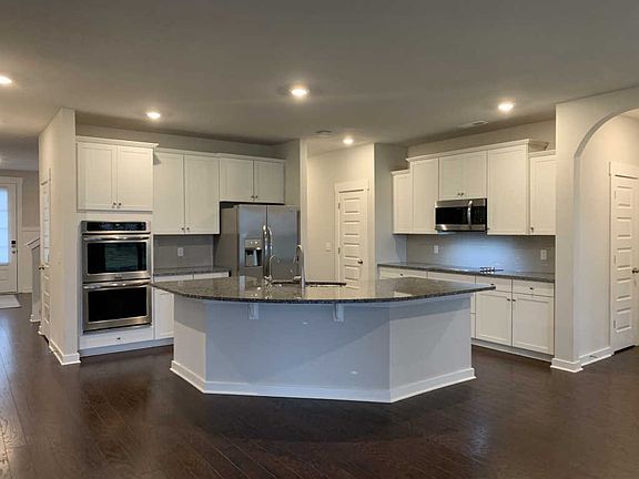 5th image of 1425 Blackman Woods Ct