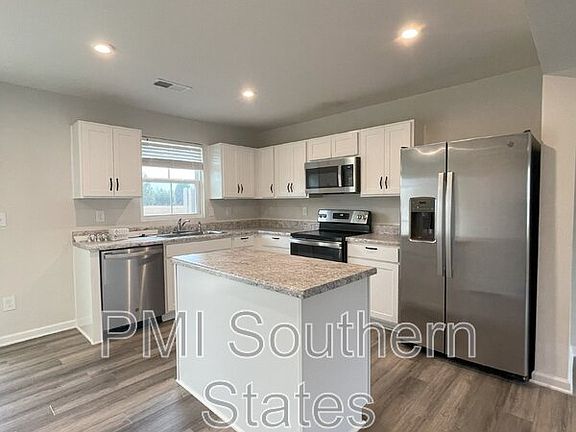 5th image of 231 Lehman Way