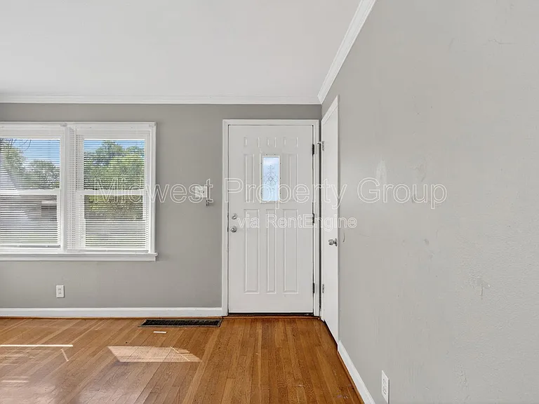 1223 Rapid Dr — Photo 2