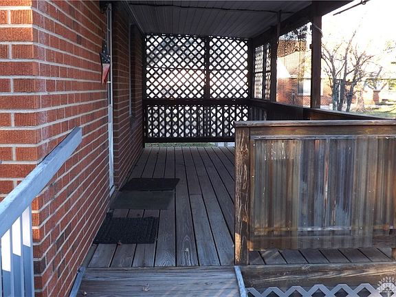 3rd image of 5462 Duquesne Ave