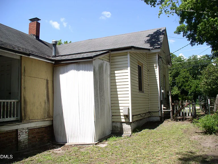 332 Rowland St — Photo 29