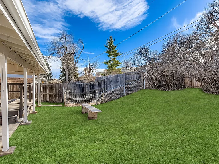 4264 W Radcliff Ave — Photo 38