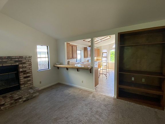 2nd image of 110 Castlemont Dr