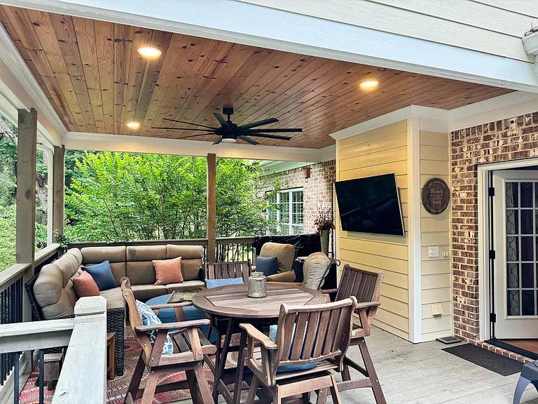 1161 Southwind Dr — Photo 5